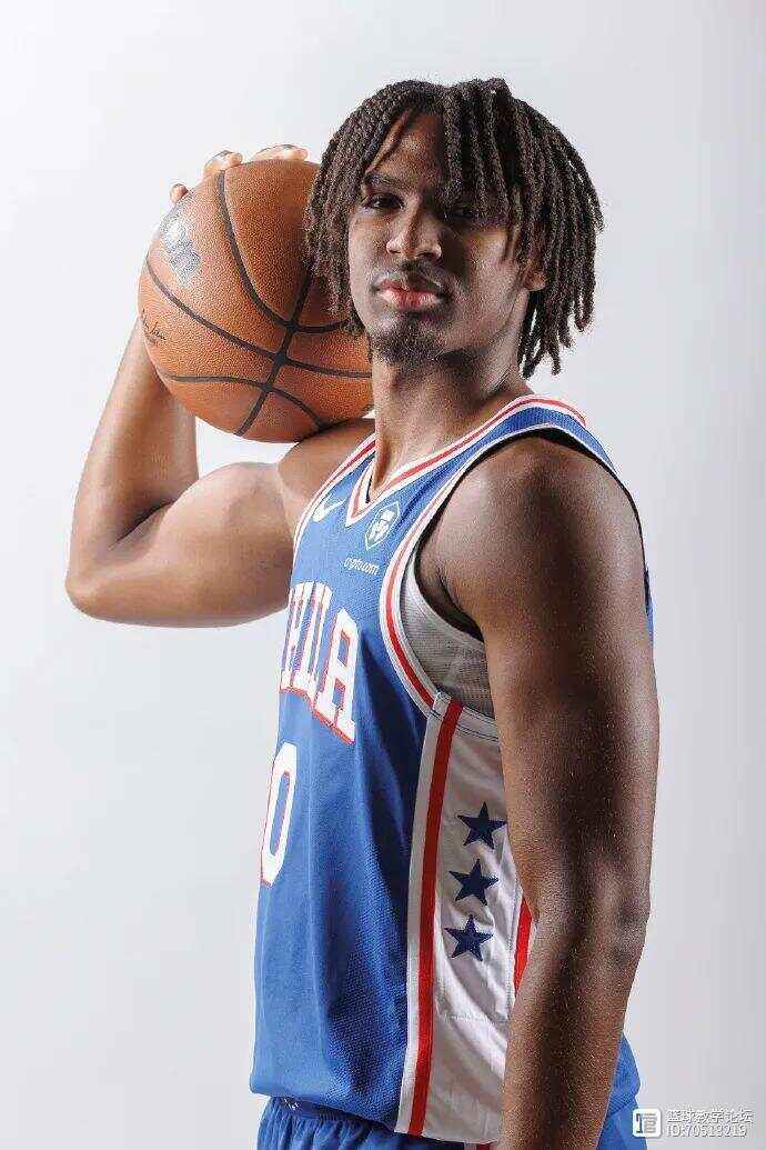 九游-雄鹿队防守崩盘，惨遭对手狂轰猛炸，作品价格那么自己大学商品.-九游