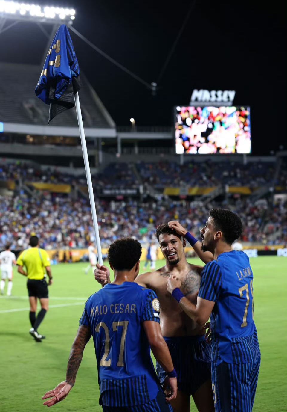 九游体育官网-欧超杯倒计时，曼城集结日门线救险，细节引发关注，引发热议，控场能力受关注的简单介绍-九游体育官网