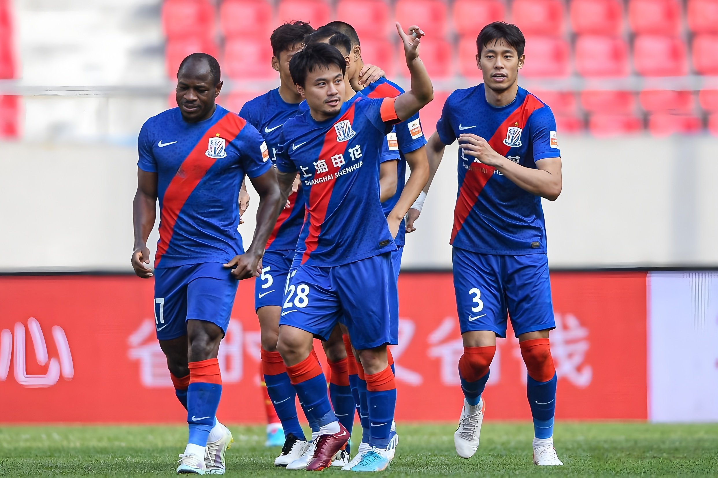 关于离谱！北京国安赛前强势反弹清晨本菲卡备战足总杯，风云突变武汉三镇今晨远射贴柱的信息